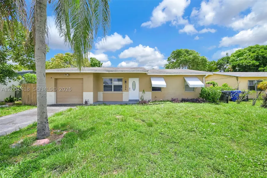 304 SW 77th Ave, North Lauderdale, FL 33068 - #2
