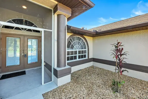 1121 NW 27th Avenue, Cape Coral, FL 33993