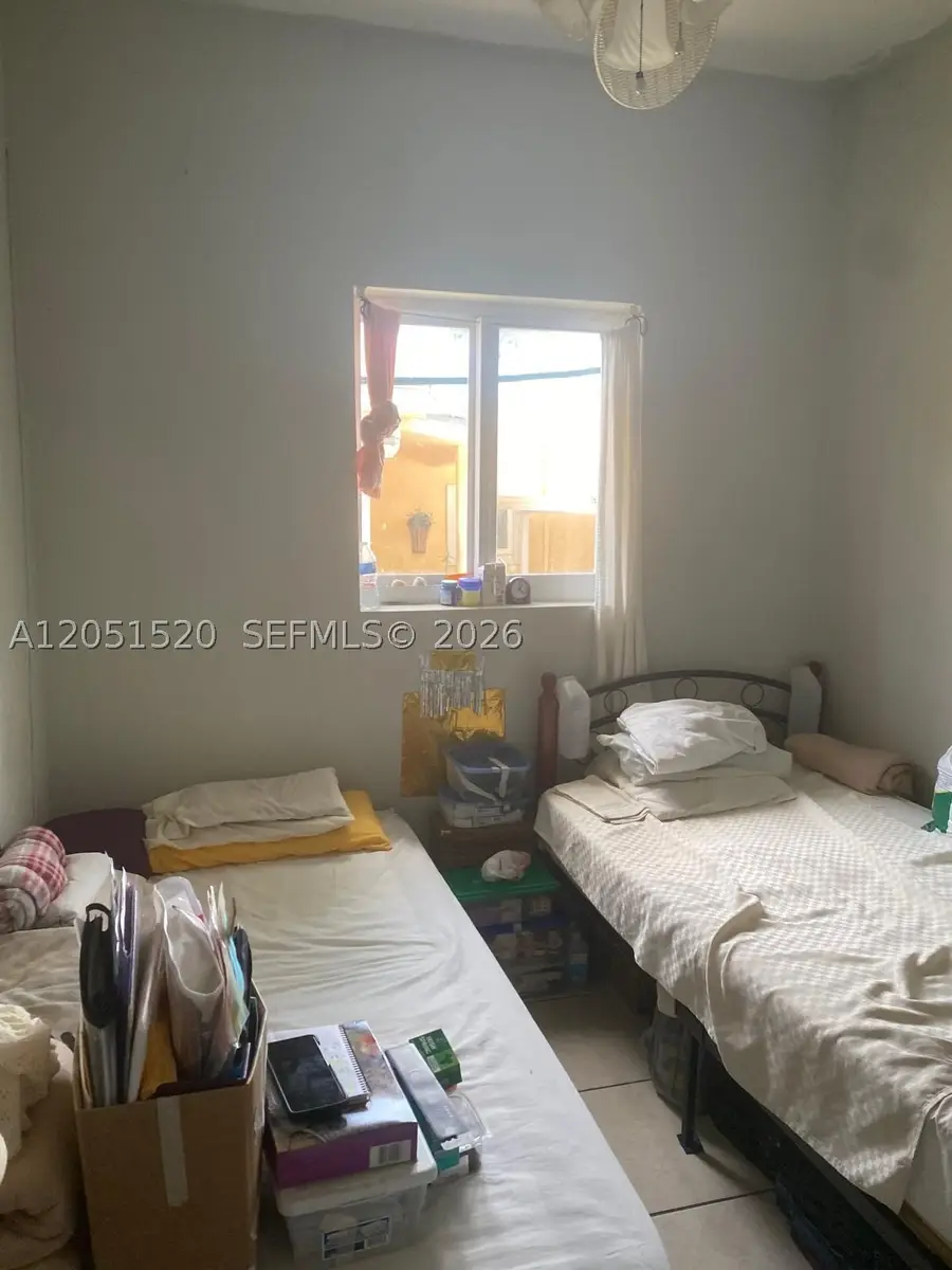 218 SW 10th Ave, Miami, FL 33130 - #2