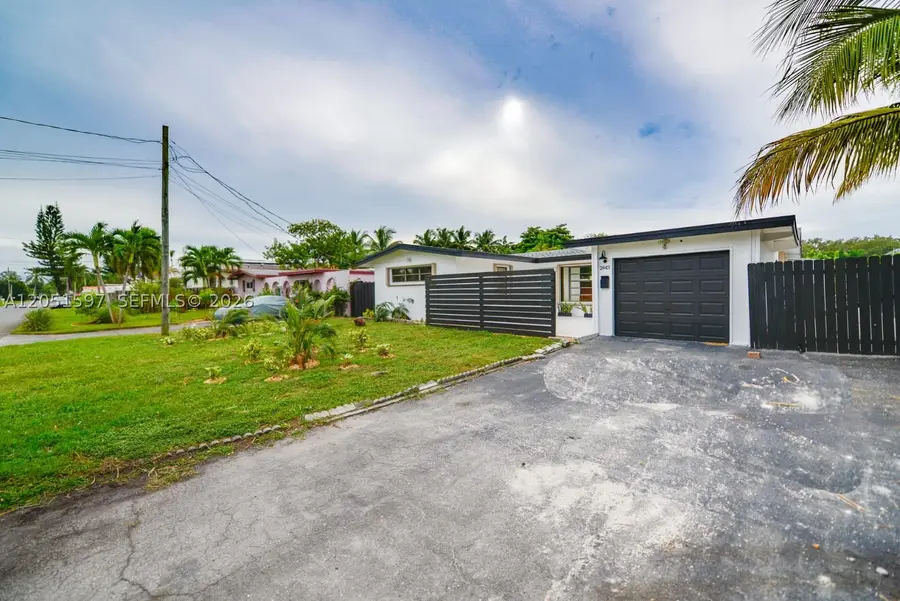 2443 Tortugas Ln, Fort Lauderdale, FL 33312 - #3