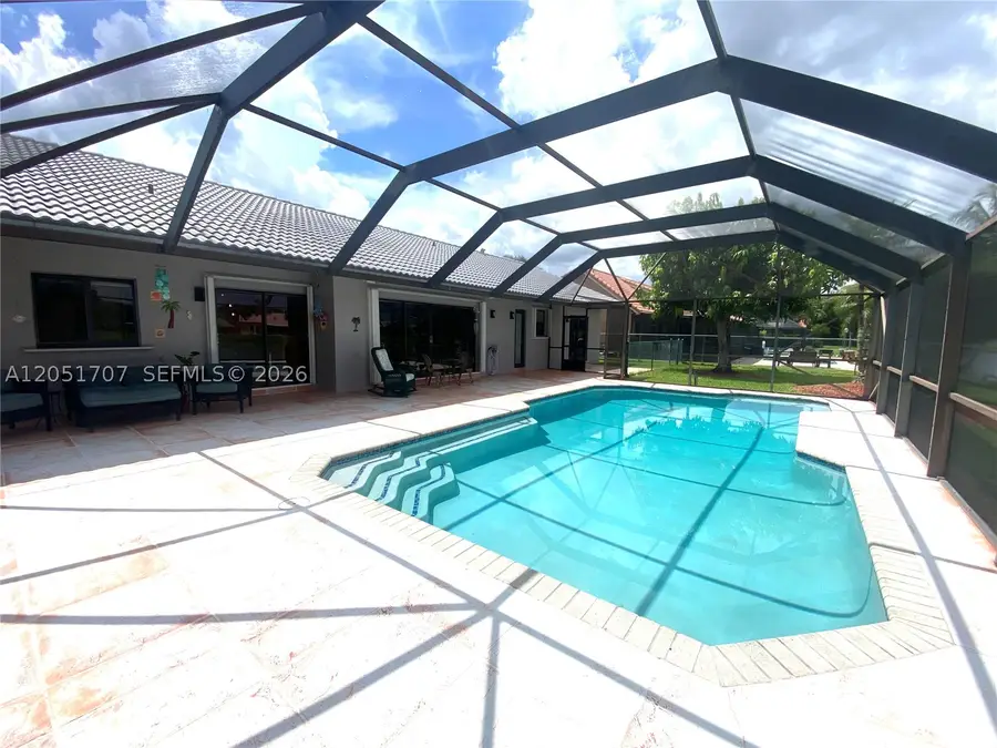 5521 Hawkes Bluff Ave, Davie, FL 33331 - #2