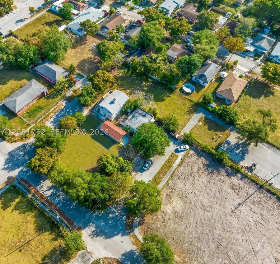 1133 NW 79th Ter, Miami, FL 33150 - #2