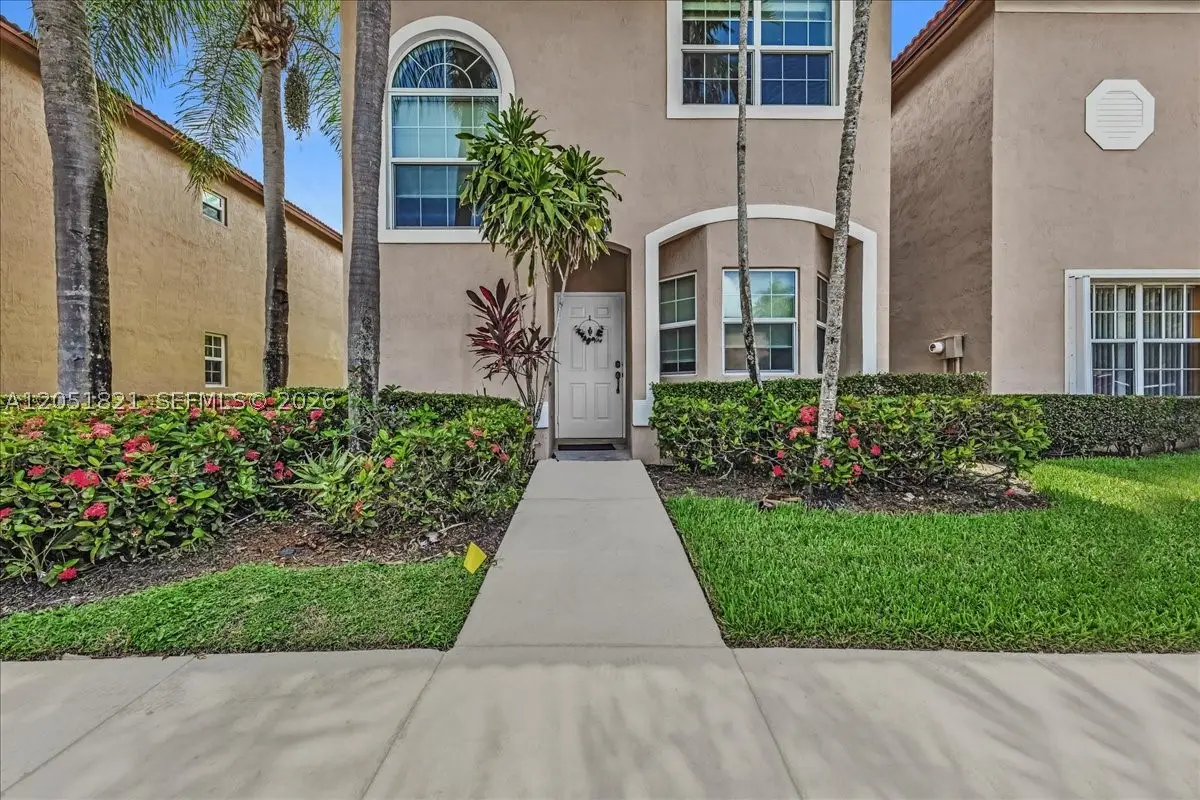 16138 Emerald Cove Rd, Weston, FL 33331 - #1