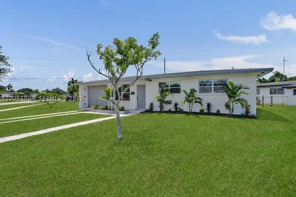 19930 Christmas Rd, Cutler Bay, FL 33157 - #1