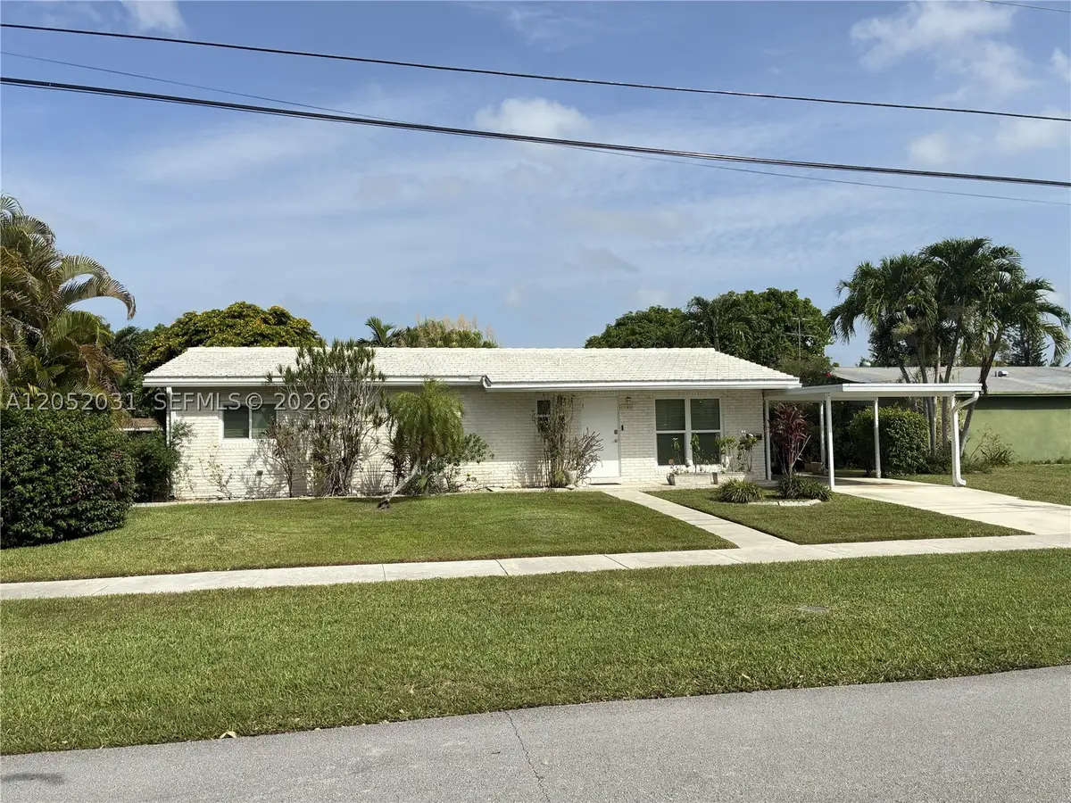 19120 Bel Aire Dr, Cutler Bay, FL 33157 - #1