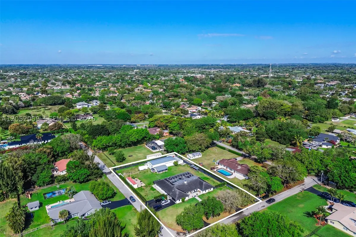5431 SW 109th Ave, Davie, FL 33328 - #1