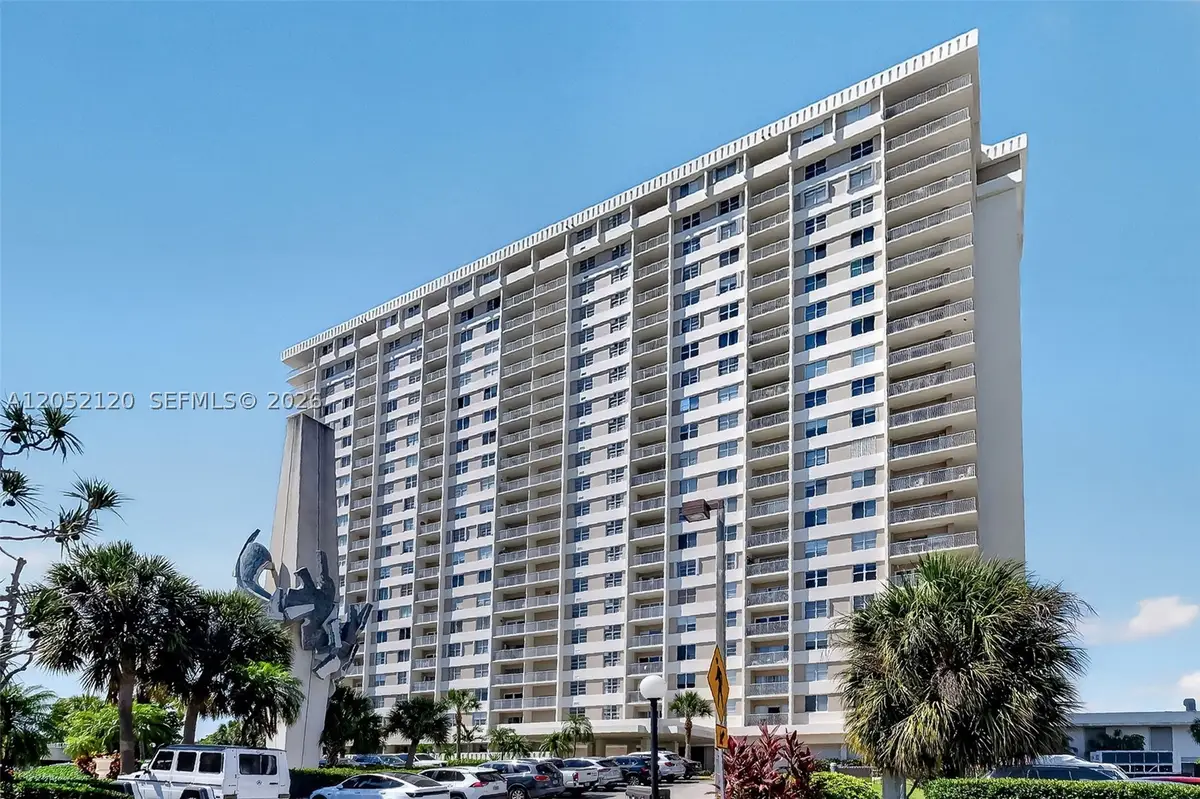300 Bayview Dr #916, Sunny Isles Beach, FL 33160 - #1