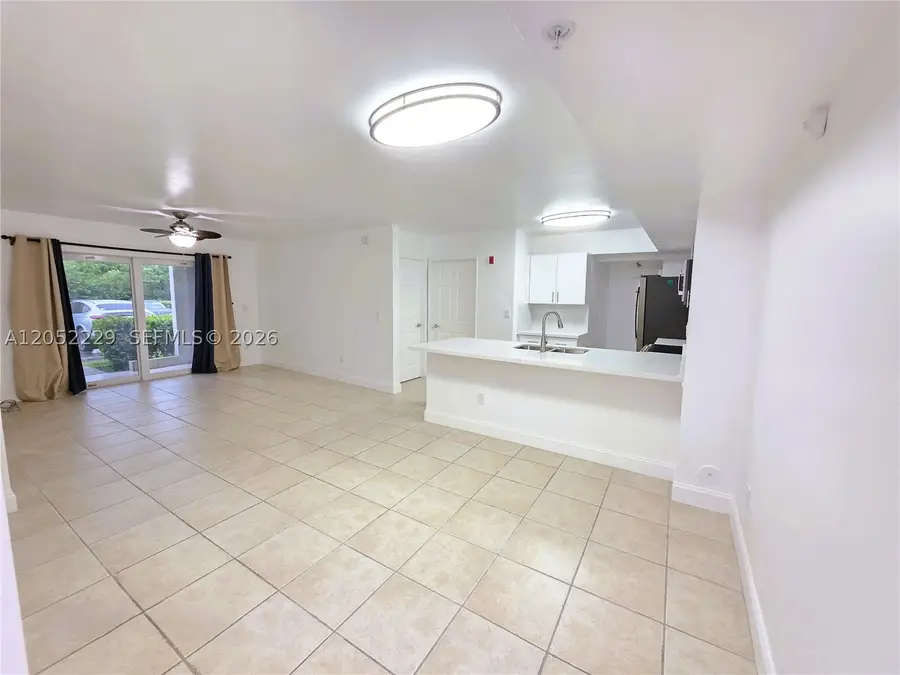 2620 S University Dr #111, Davie, FL 33328 - #3