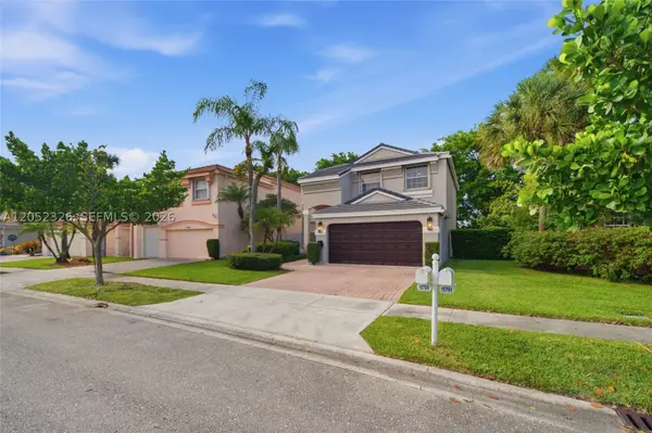 15799 NW 4th St, Pembroke Pines, FL 33028