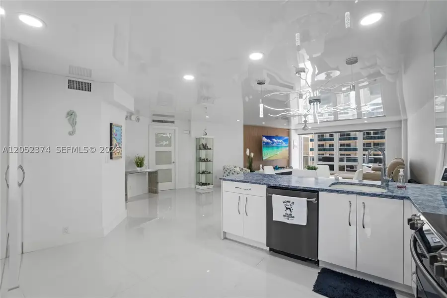 4100 Galt Ocean Dr #404, Fort Lauderdale, FL 33308 - #2