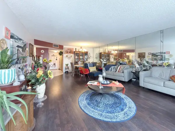 4740 NW 21st St #207, Lauderhill, FL 33313