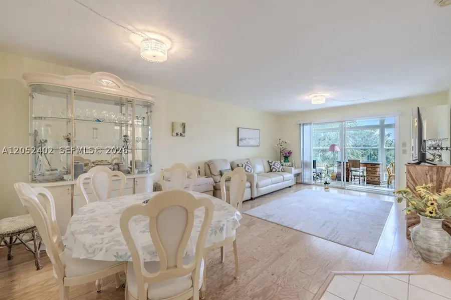 2333 Indian River Blvd #306, Vero Beach, FL 32960 - #3