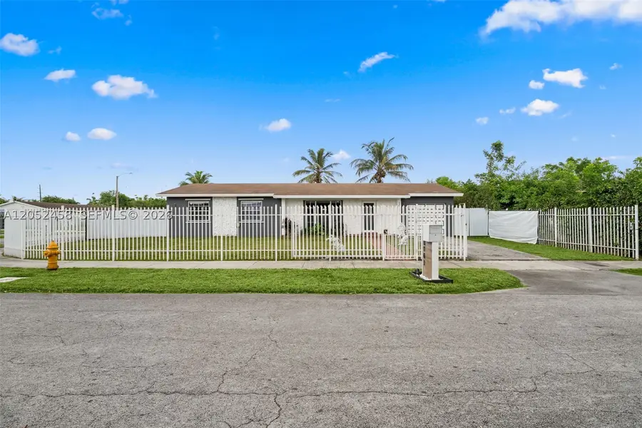 10761 SW 153rd St, Miami, FL 33157 - #2