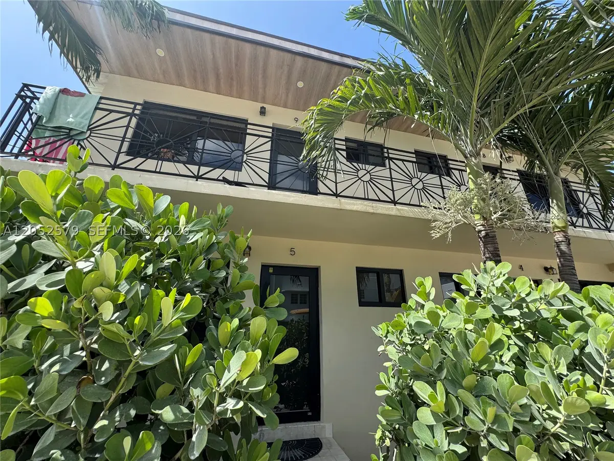 730 14th Pl, Miami Beach, FL 33139 - #1