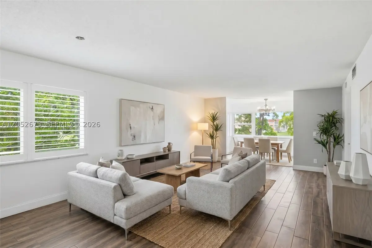 9501 Sunrise Lakes Blvd #201, Sunrise, FL 33322 - #1
