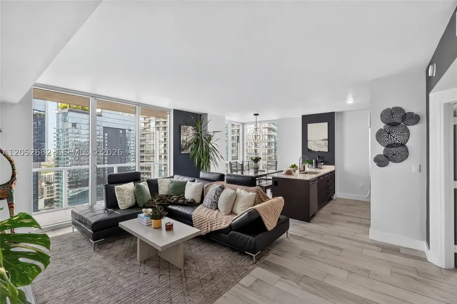 55 SE 6th St #3802, Miami, FL 33131 - #2