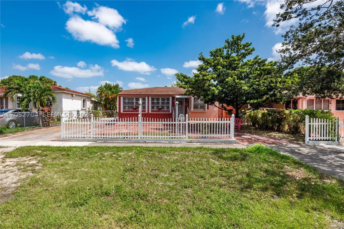 225 E 43rd St, Hialeah, FL 33013 - #1