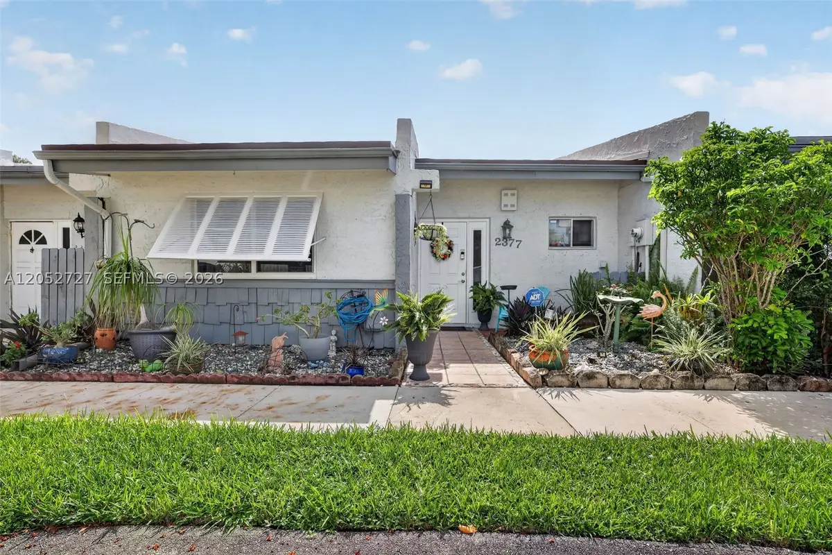 2377 N 37th Ave, Hollywood, FL 33021 - #1