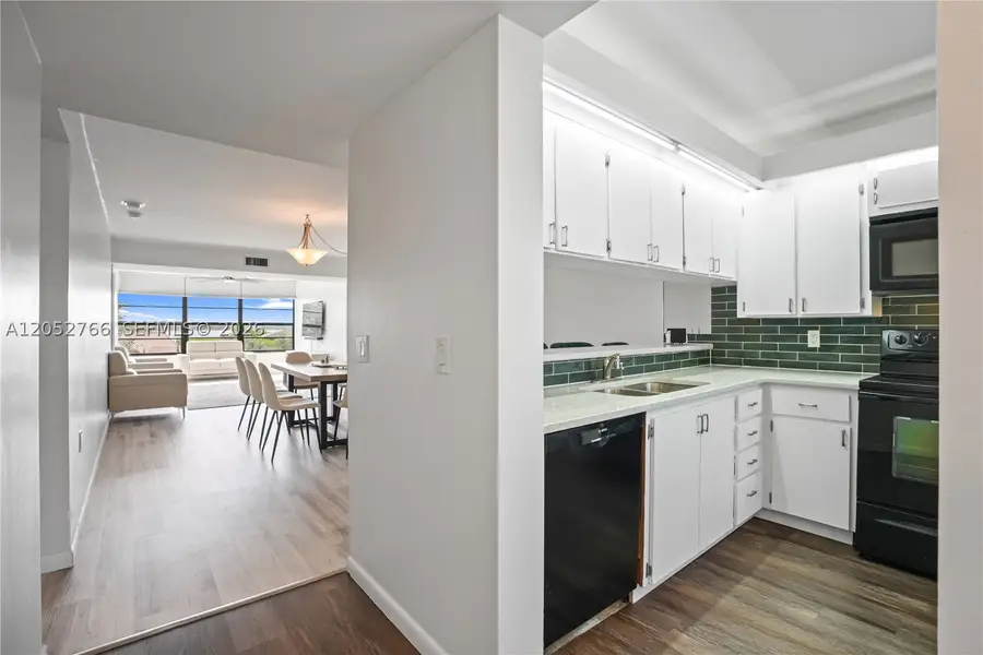3516 Whitehall Dr #301, West Palm Beach, FL 33401 - #3