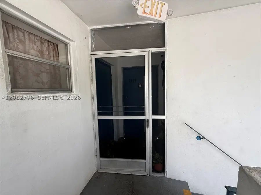 19051 NE 2nd Ave #1517, Miami, FL 33179 - #2