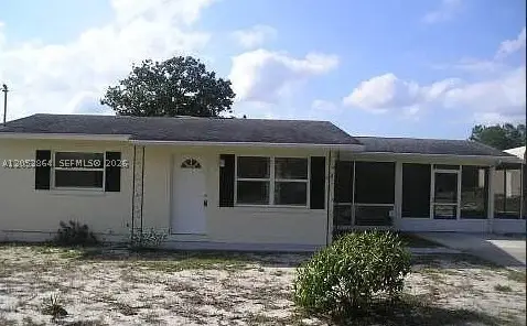 124 Hallmark Ave, Lake Placid, FL 33852 - #1