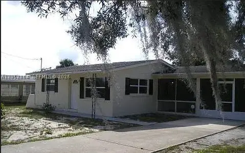 124 Hallmark Ave, Lake Placid, FL 33852 - #2