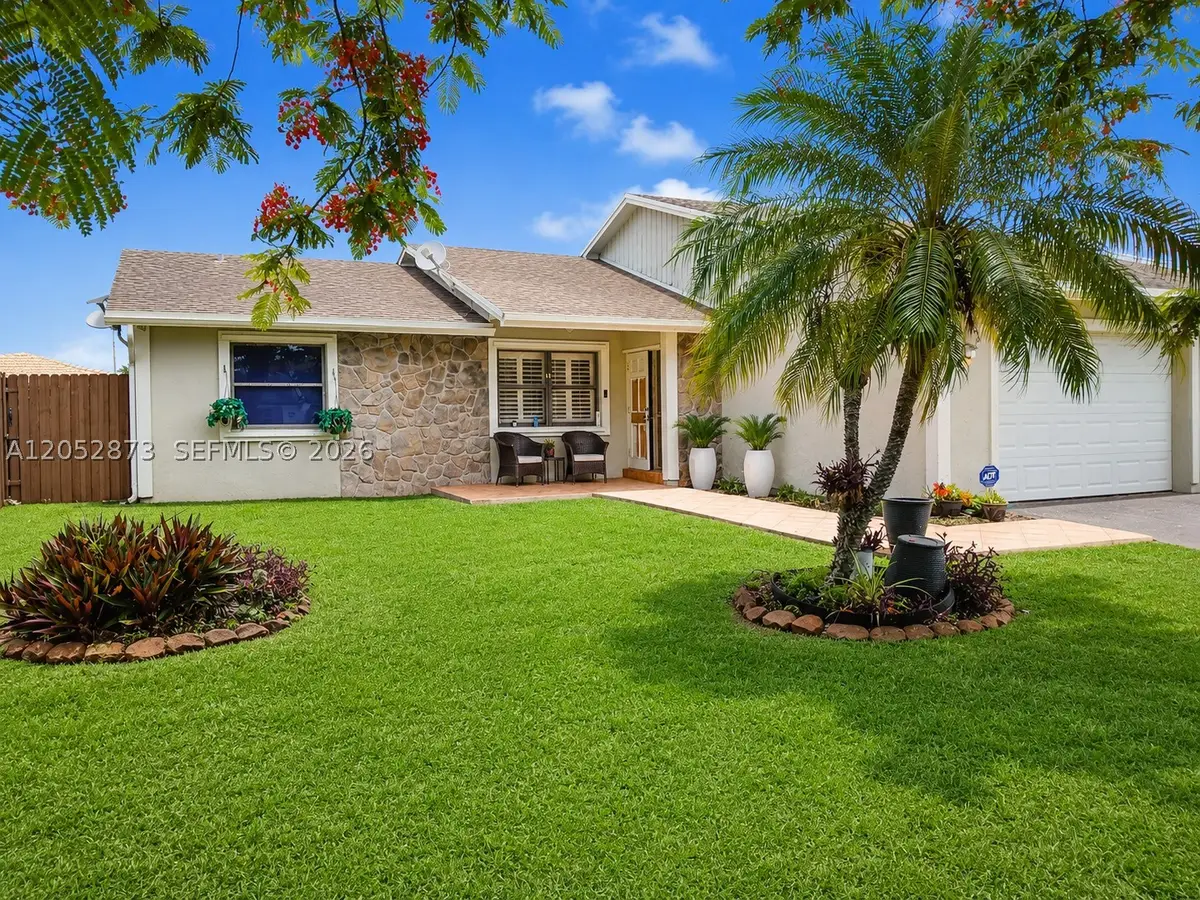 1305 N Fieldlark Ln, Homestead, FL 33035 - #1