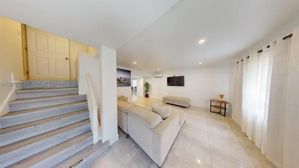 1904 SW 28th St, Fort Lauderdale, FL 33315