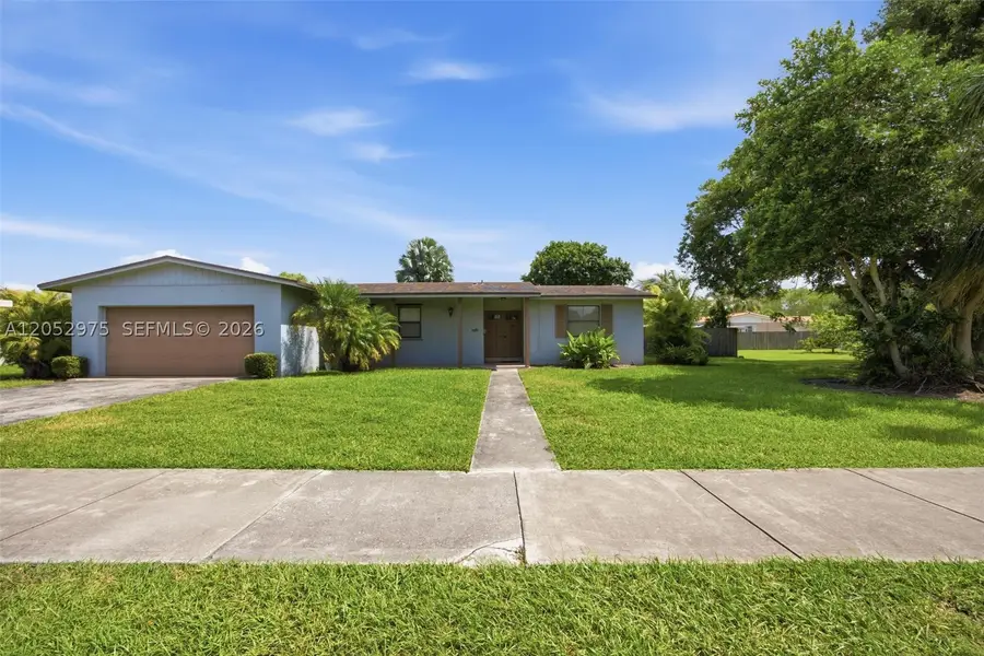 225 NW 15th St, Homestead, FL 33030 - #2