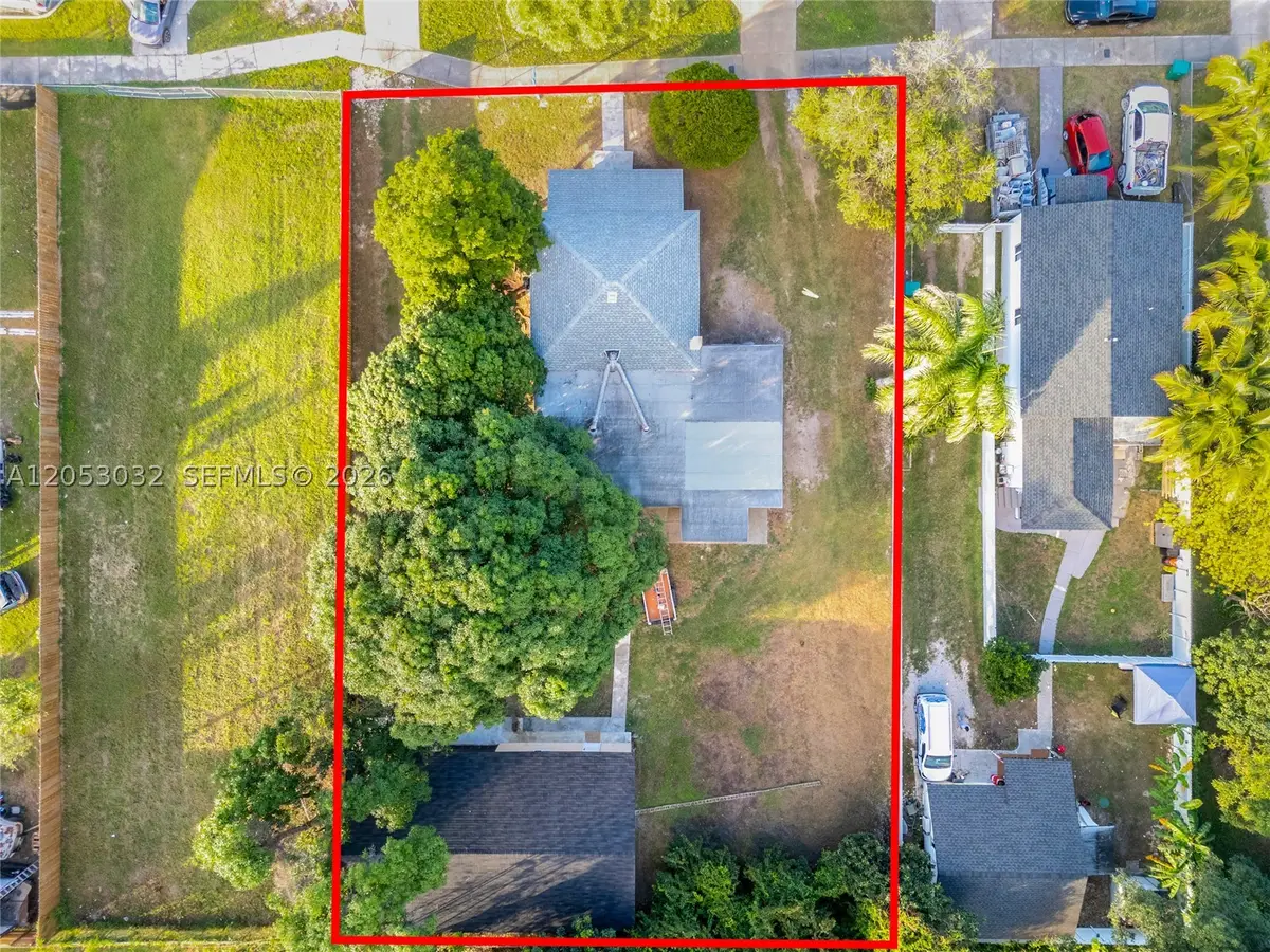 559 NW 2nd St, Florida City, FL 33034 - #1