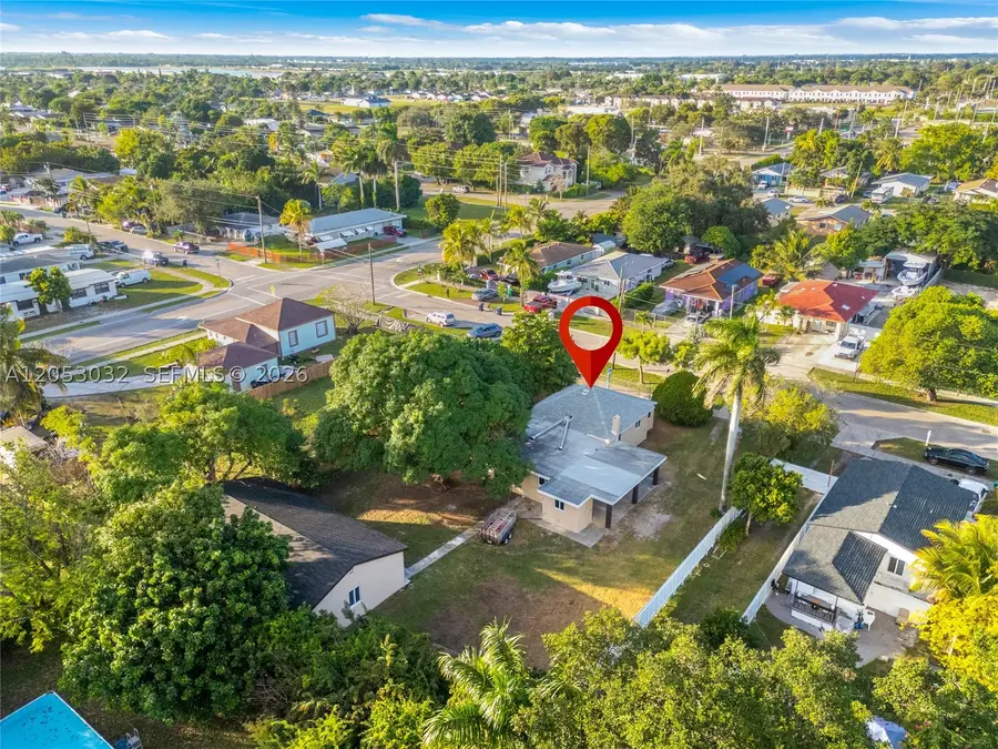 559 NW 2nd St, Florida City, FL 33034 - #2