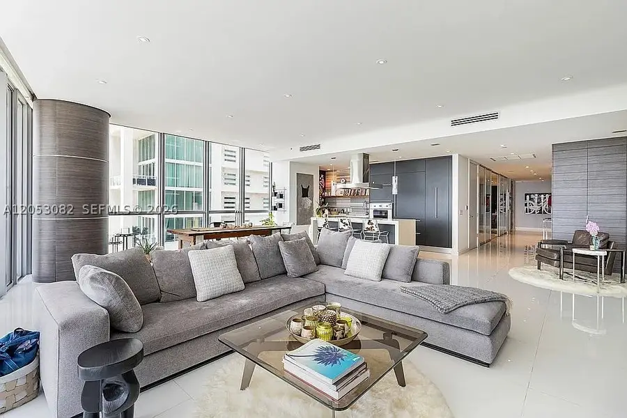 1100 Biscayne Blvd #1501, Miami, FL 33132 - #3