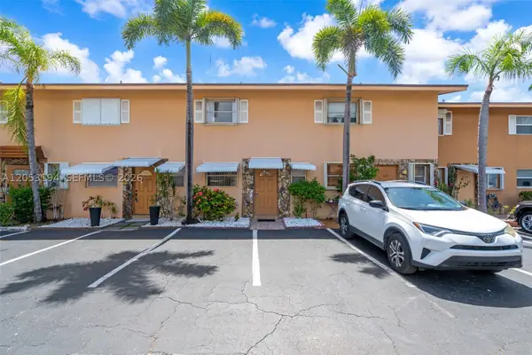 450 SE 7th St #261, Dania Beach, FL 33004