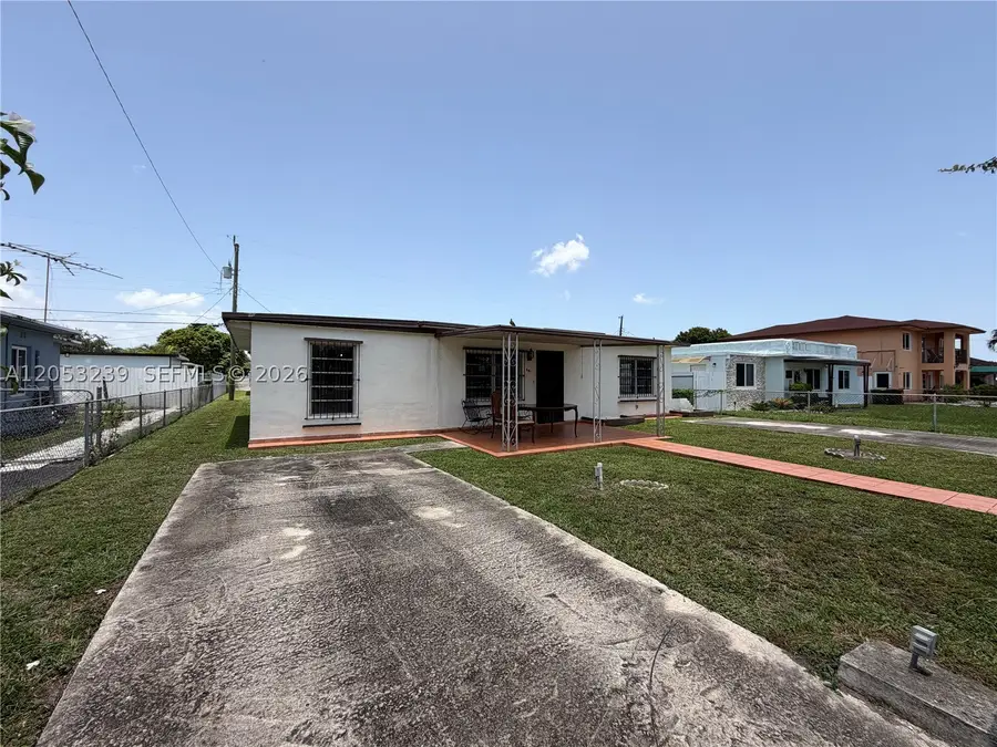 881 E 14th St, Hialeah, FL 33010 - #3