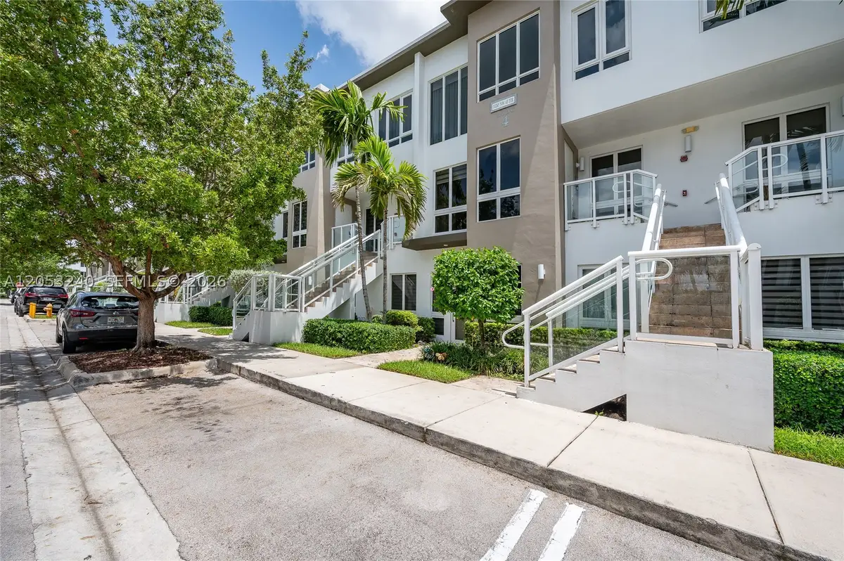 10265 NW 63rd Ter #204, Doral, FL 33178 - #1