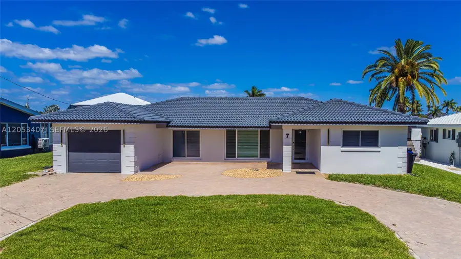 7 Fairview Blvd, Fort Myers Beach, FL 33931 - #2