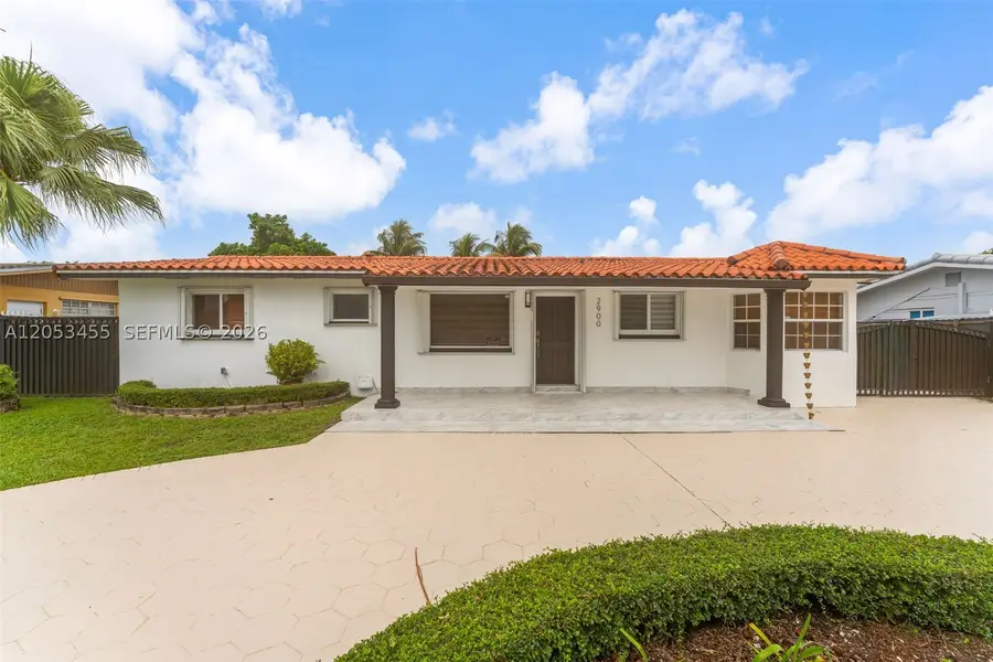 2900 SW 98th Ave, Miami, FL 33165 - #2