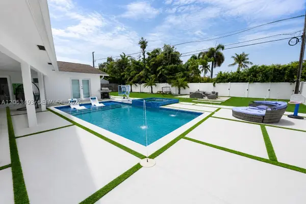 1061 SW 18th Street, Boca Raton, FL 33486