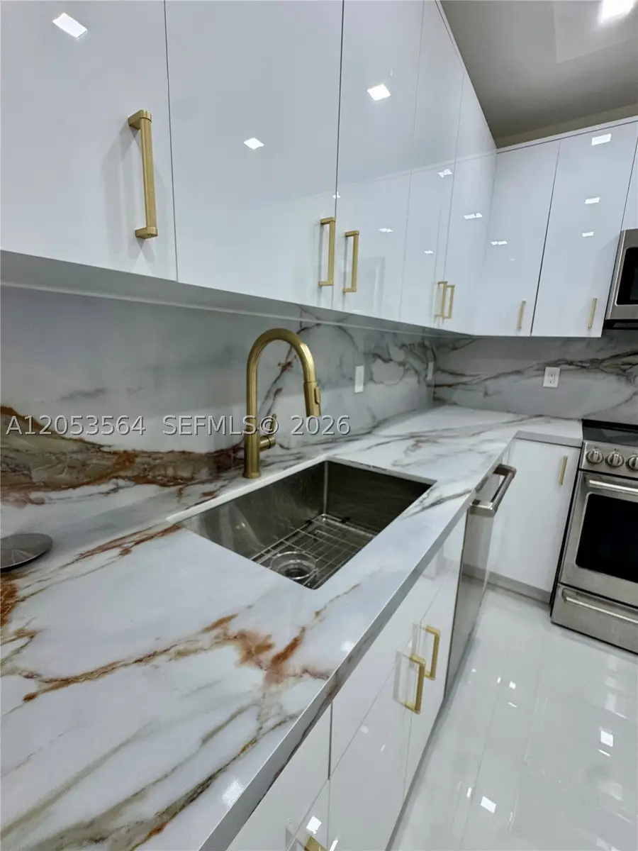 10185 Collins Ave #606, Bal Harbour, FL 33154 - #2