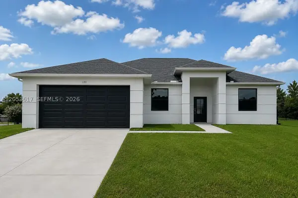 2524 Lakeview Dr, Lehigh Acres, FL 33936