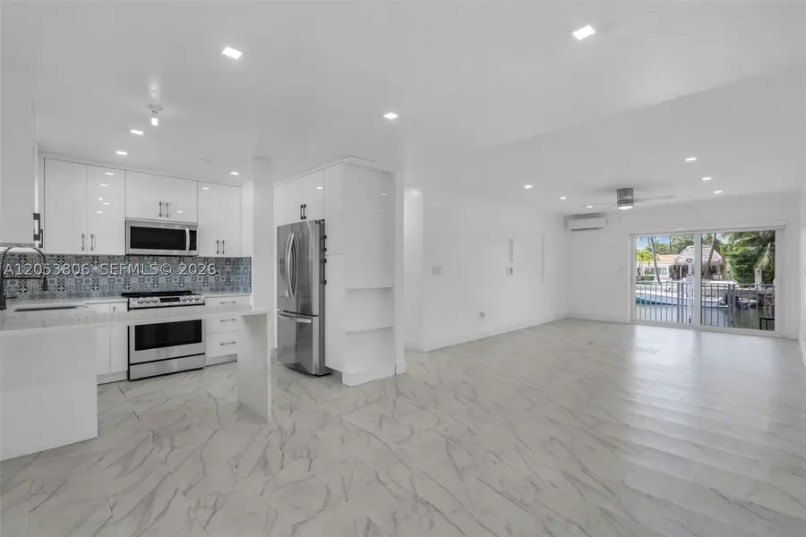 2225 NE 123rd St #102, North Miami, FL 33181 - #3