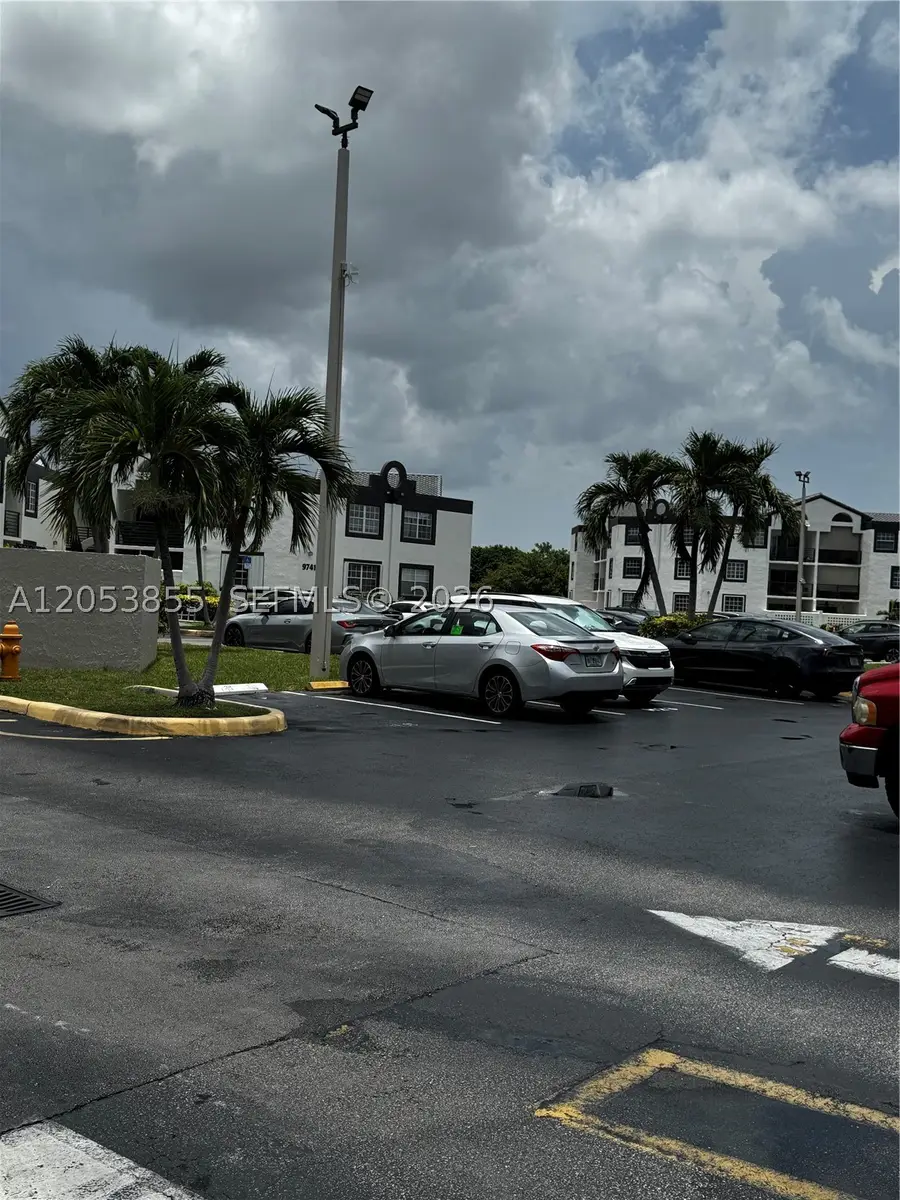 9731 Fontainebleau Blvd #F214, Miami, FL 33172 - #3