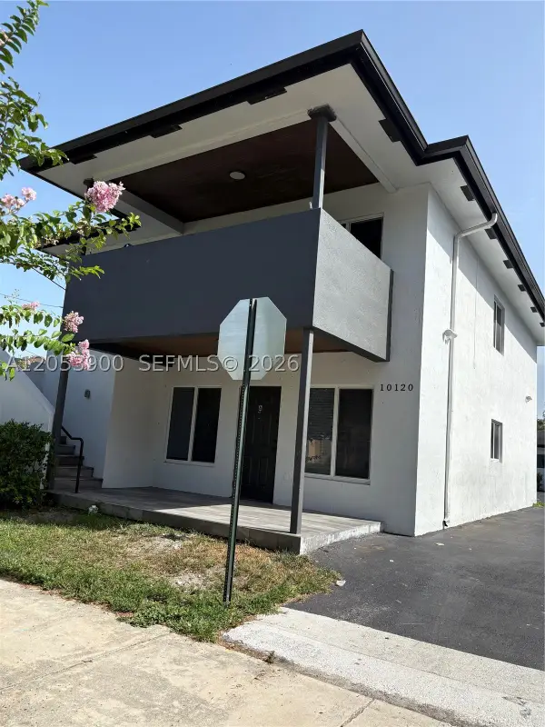 10128 W Fern St, Miami, FL 33157