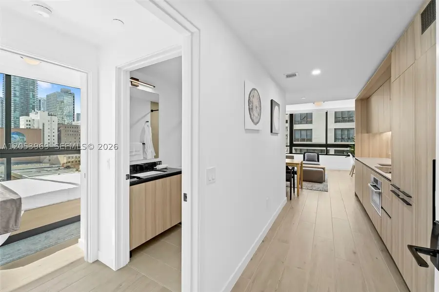 225 N Miami Ave #912, Miami, FL 33128 - #3