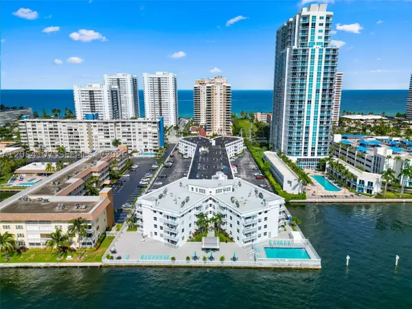 1913 S Ocean Dr #208, Hallandale Beach, FL 33009