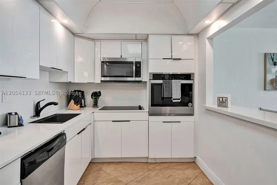 19370 Collins Ave #1001, Sunny Isles Beach, FL 33160 - #3