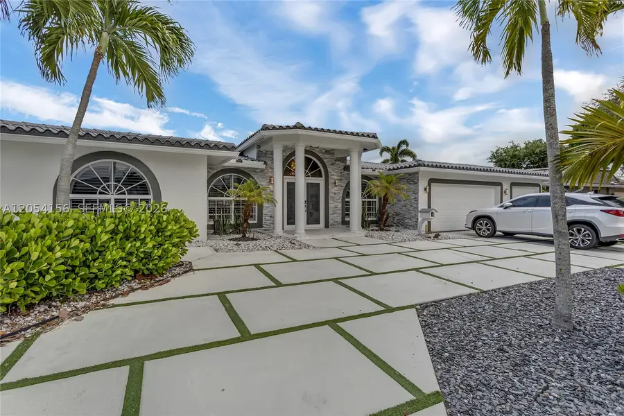 2920 NE 55th Pl, Fort Lauderdale, FL 33308 - #3