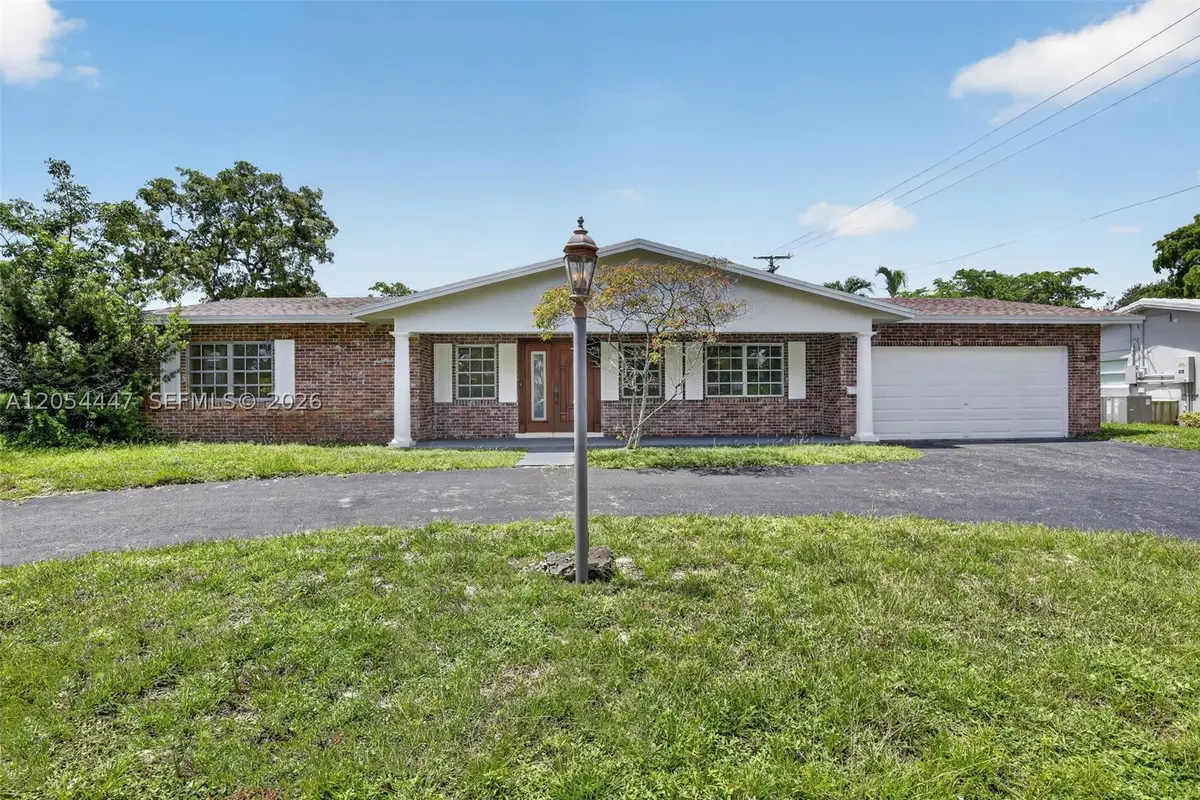 5620 SW 8th St, Plantation, FL 33317 - #1