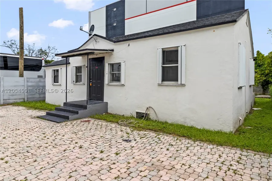 3527 NW 34th St, Miami, FL 33142 - #2