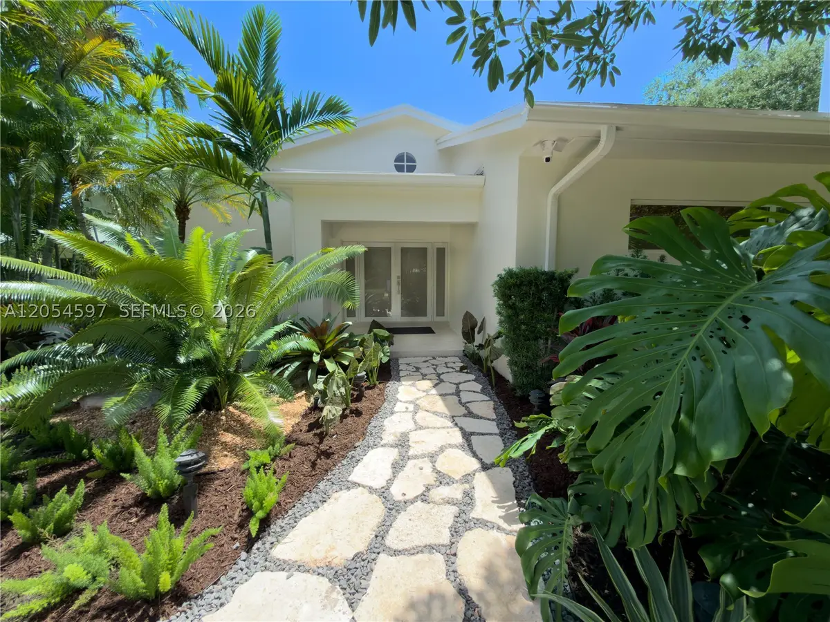 11450 SW 92nd Ct, Miami, FL 33176 - #1